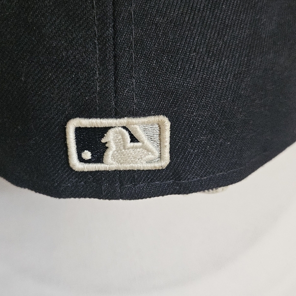 Seattle Mariners Official On-Field Cap Hat Sz 7.5 Fitted 59Fifty Compass Rose - Picture 3 of 6